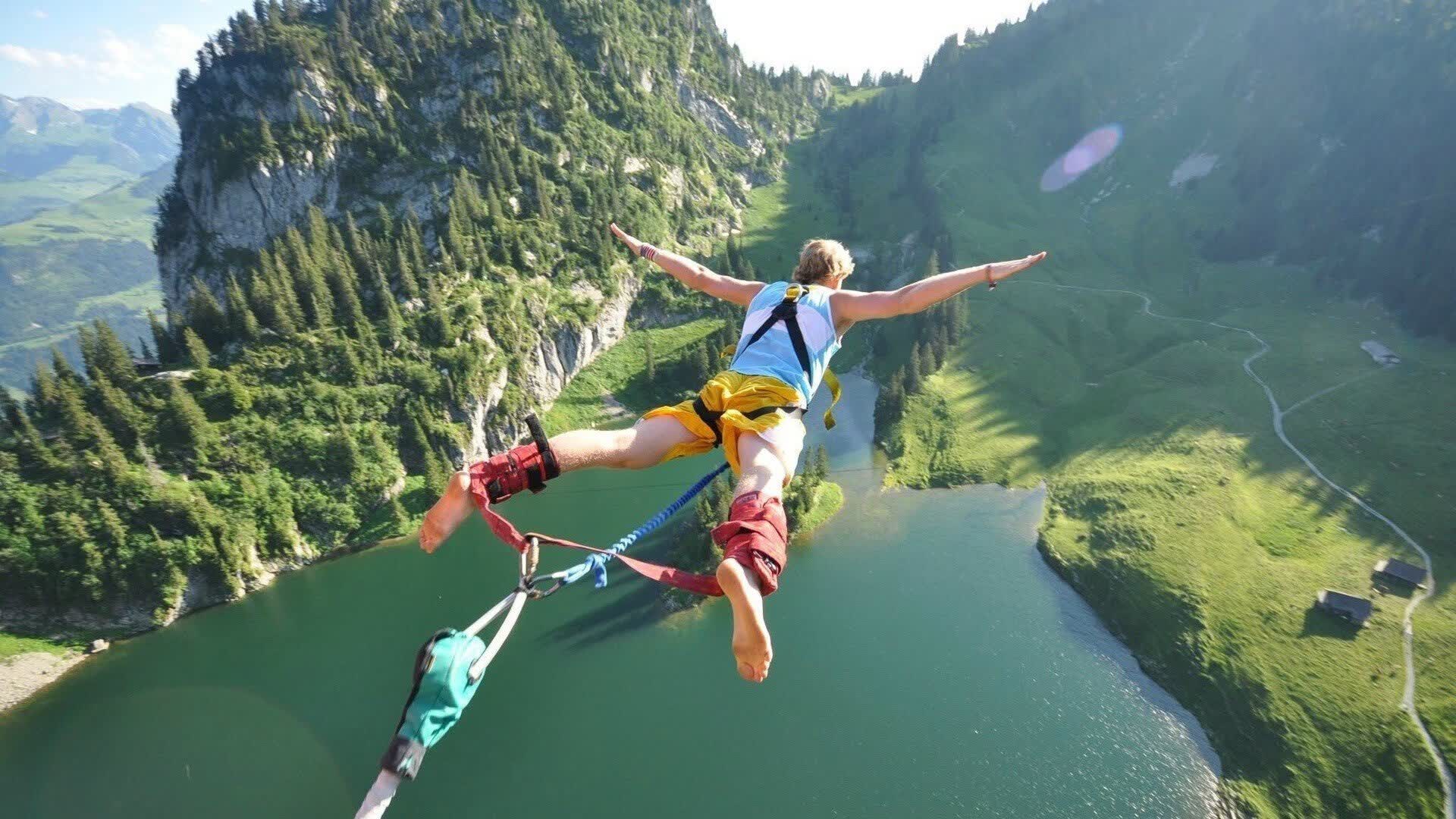 网坛天王德约科维奇跨界西甲,体坛热议如潮